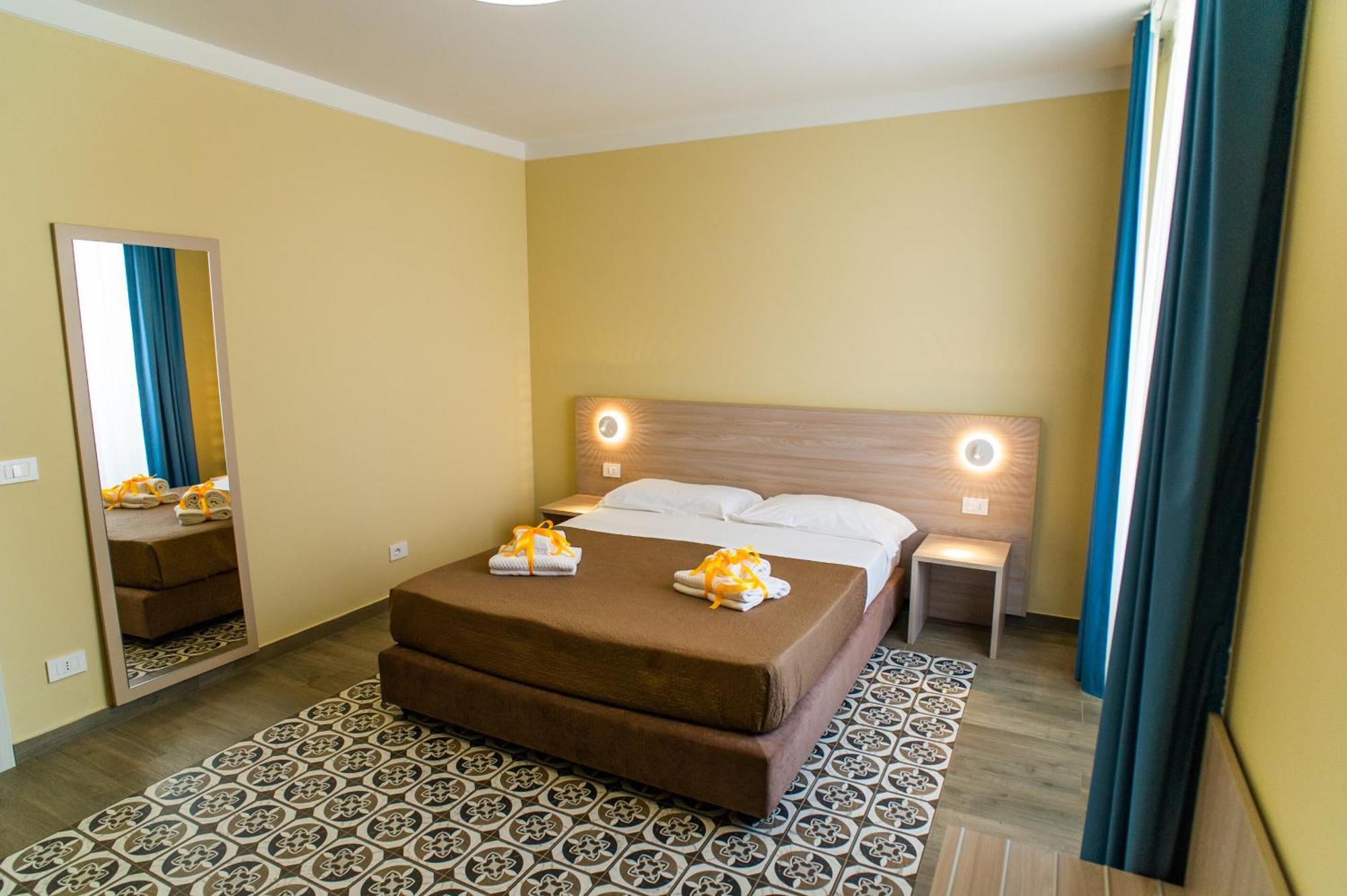 Historico Loft & Rooms Palazzo Adragna XIX Trapani Ruang foto